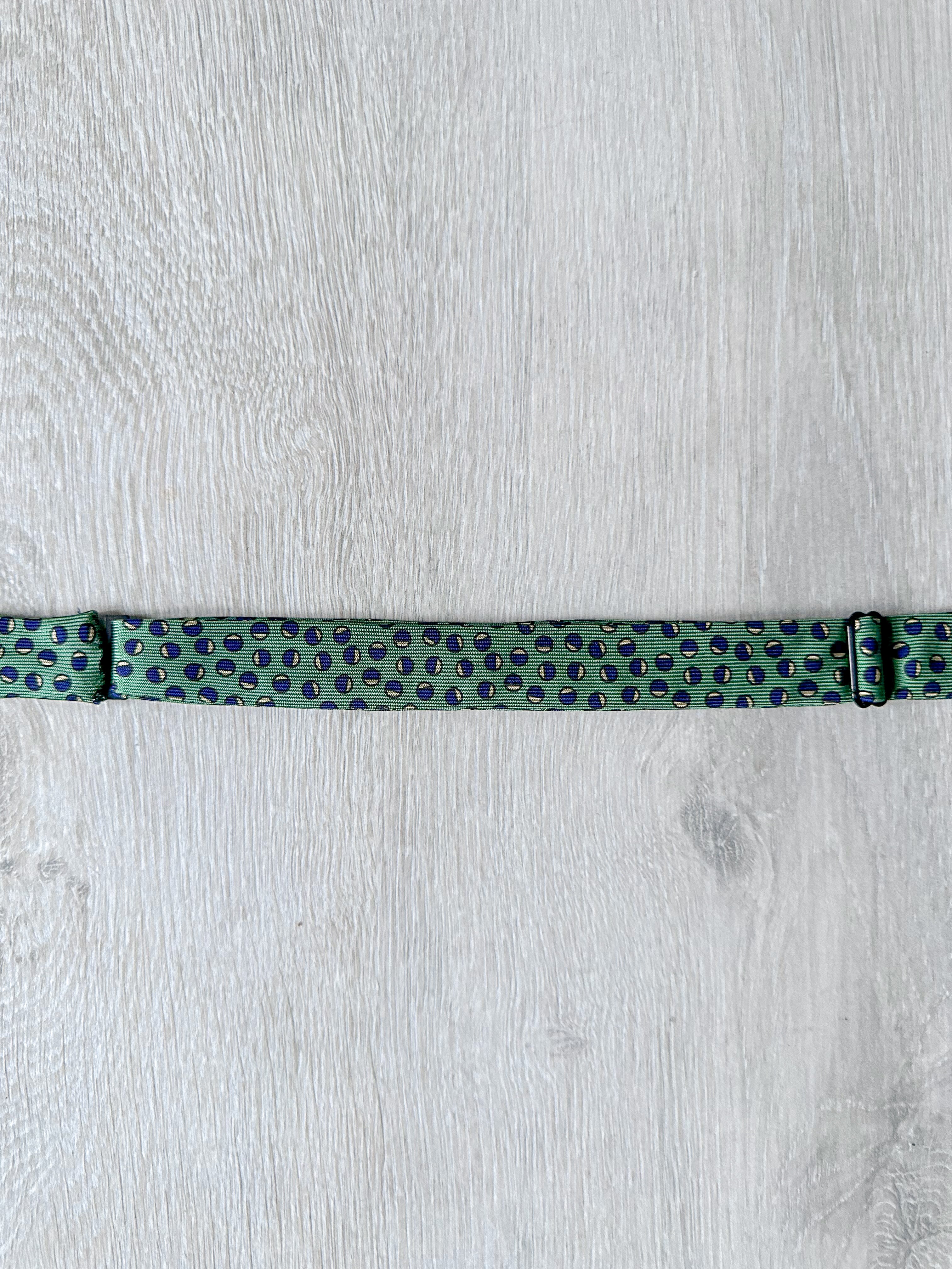 Drake's Green Abstract Circle Foulard Print Self Tie Bow Tie - House Of Huntington