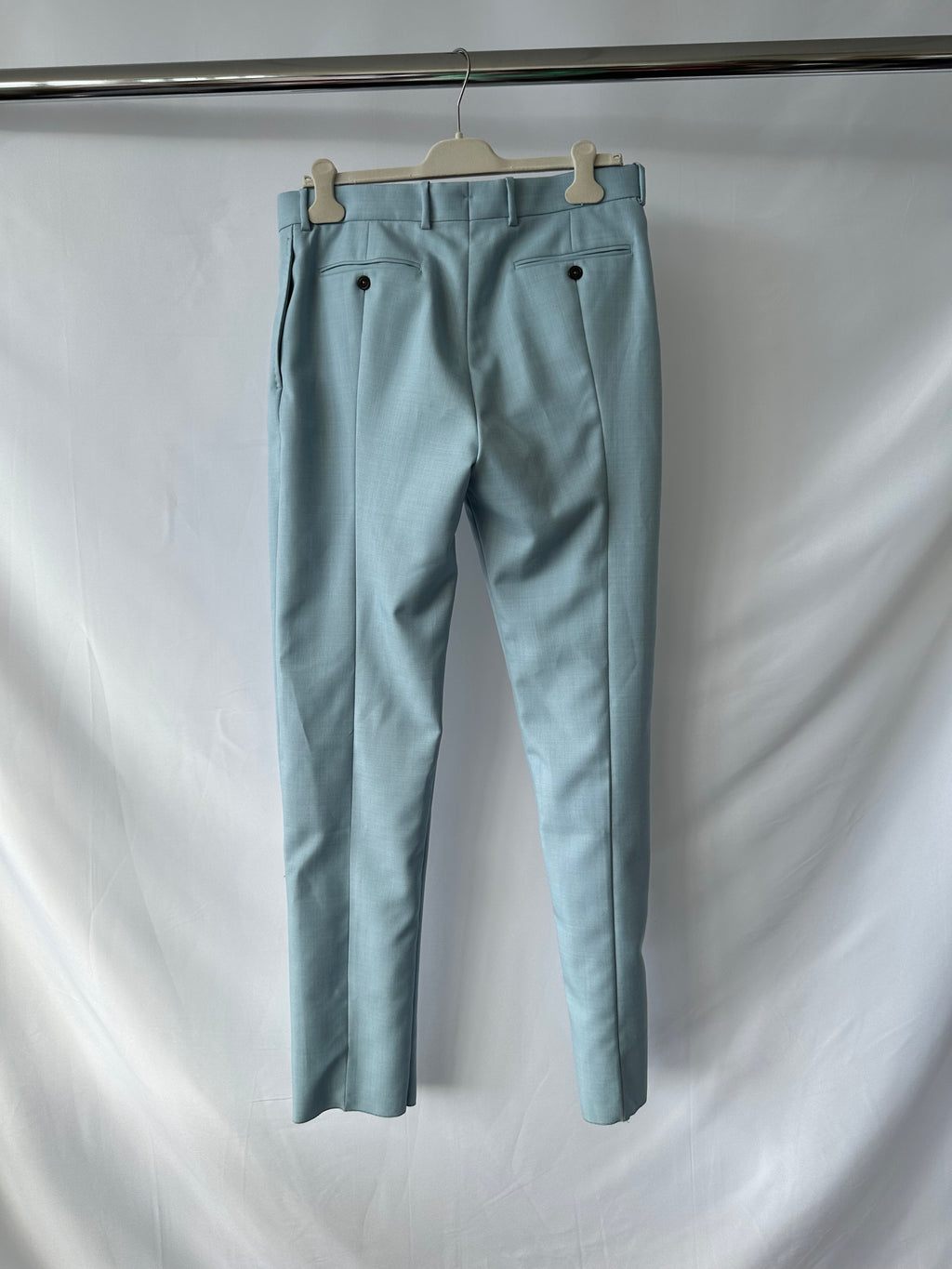 Pantalon cigarette bleu pâle Alexander McQueen