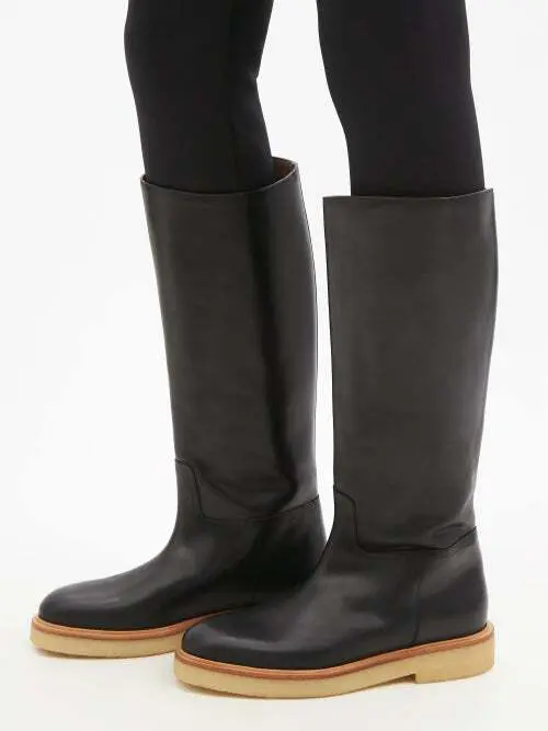 LEGRES
Black 30 Knee-High Leather Boots