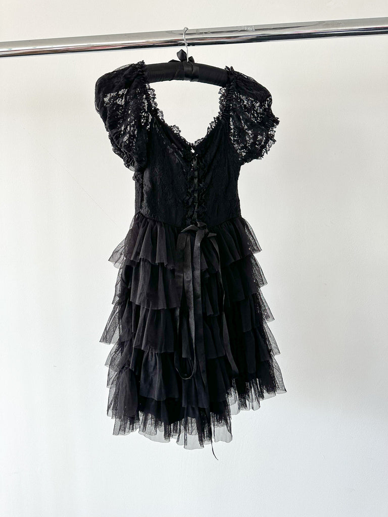 Amy Jane London Black Coquette Tulle Lace Sweetheart Neck Sofia Mini Dress - House Of Huntington