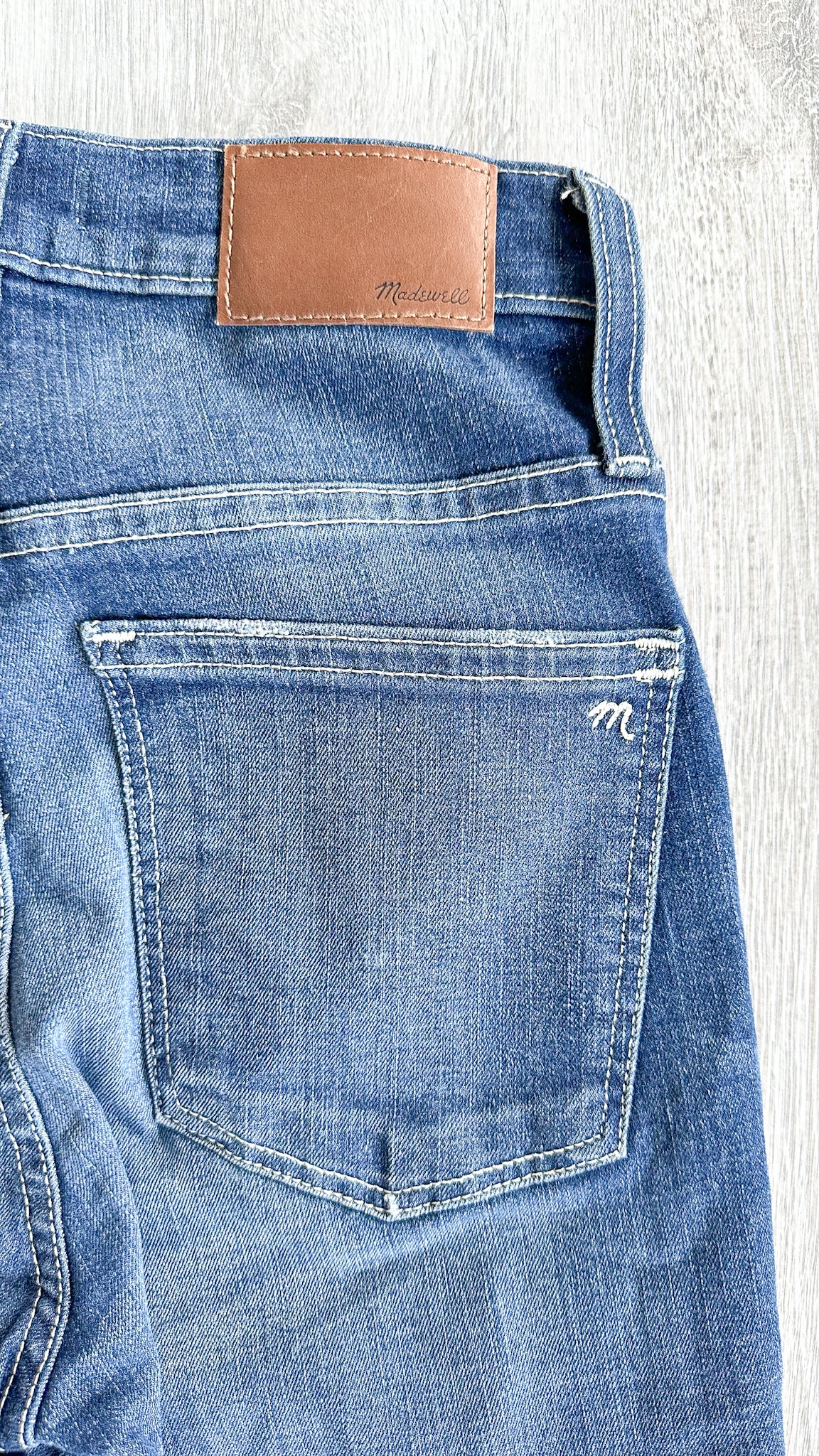 Madewell Slim Straight Denim Jeans Raw Hem Edition - House Of Huntington