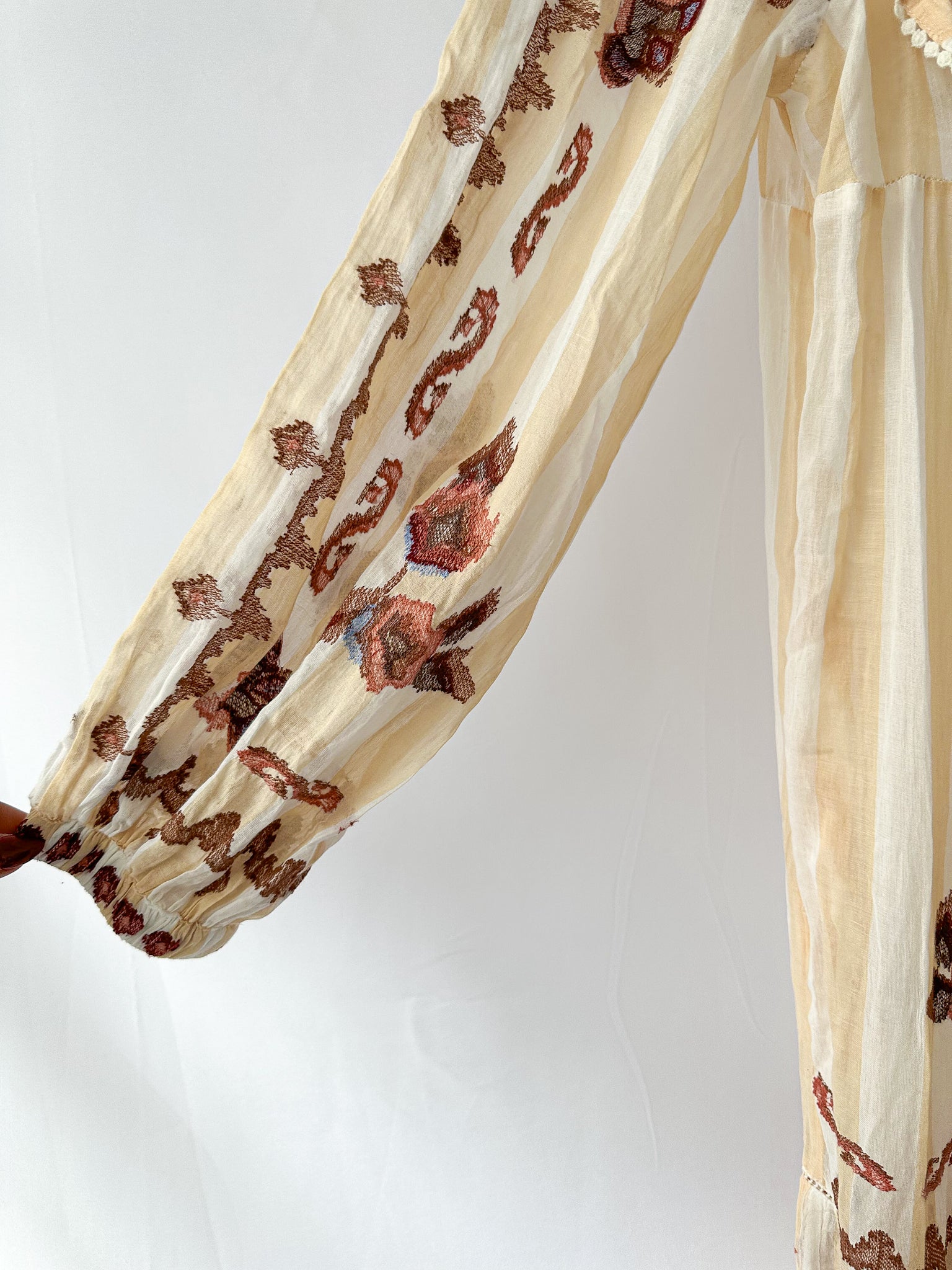 Farm Rio Jacquard Ikat White Long Sleeve Midi Dress