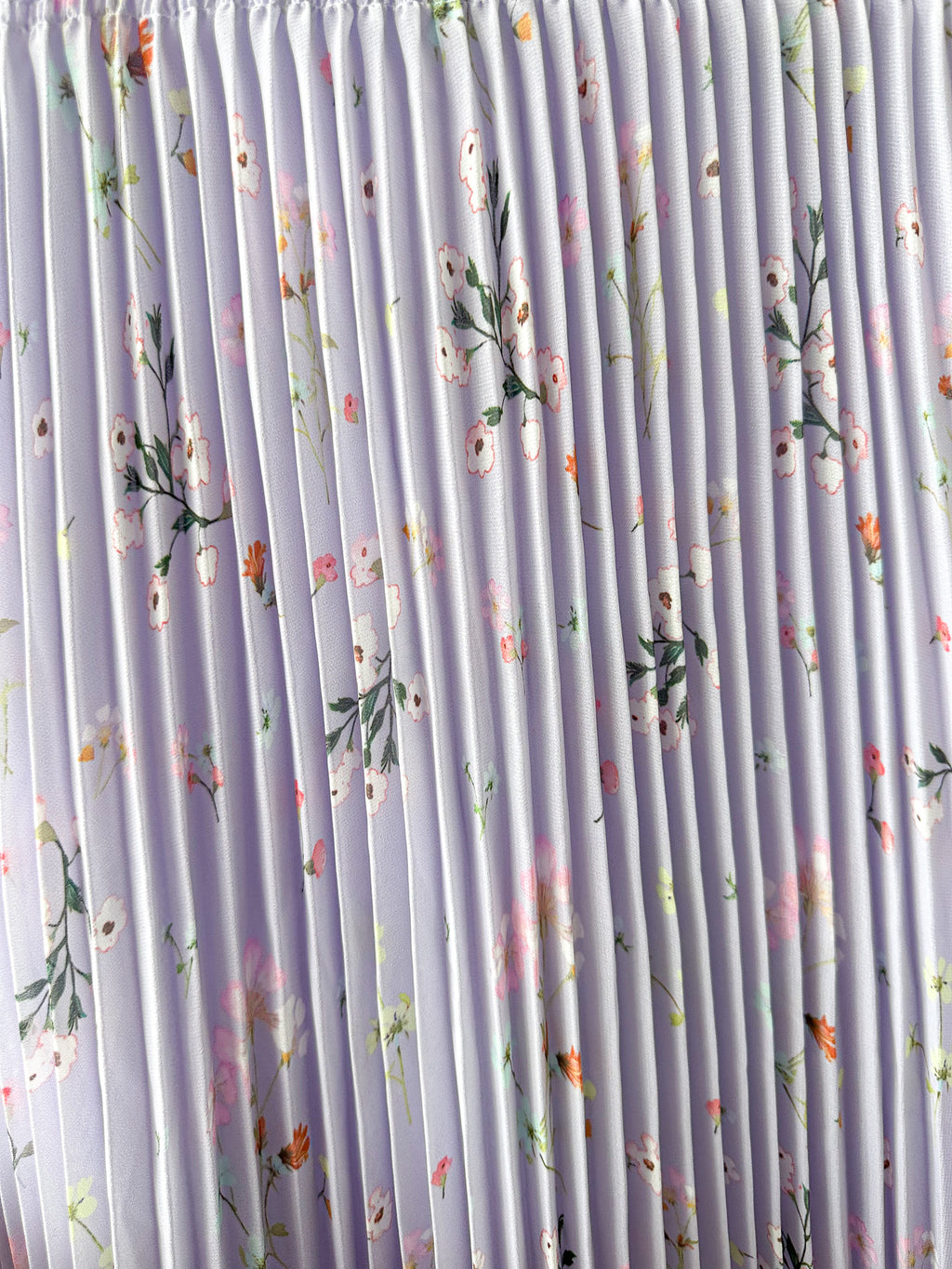 Self-Portrait Lilac Floral Print Pleated Sweetheart Neck Chiffon Midi Dress