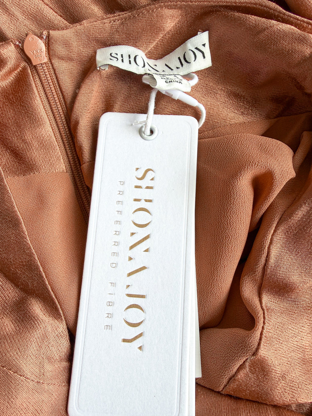 Robe fourreau dos nu froncé La Lune Shona Joy