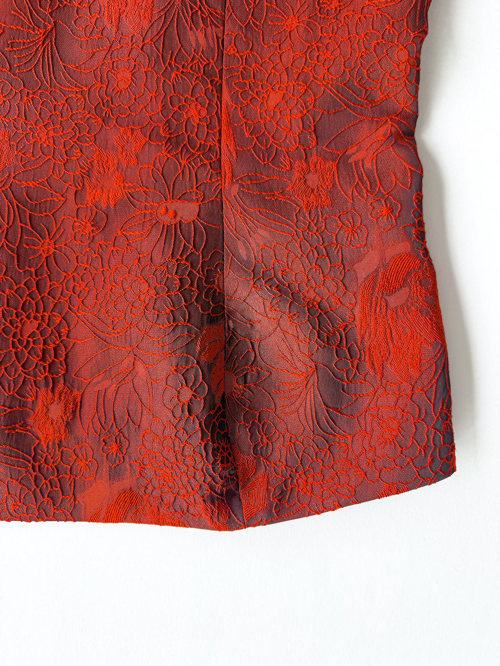 Reformation Giorgia Trägerloses Oberteil aus rotem Blumen-Jacquard