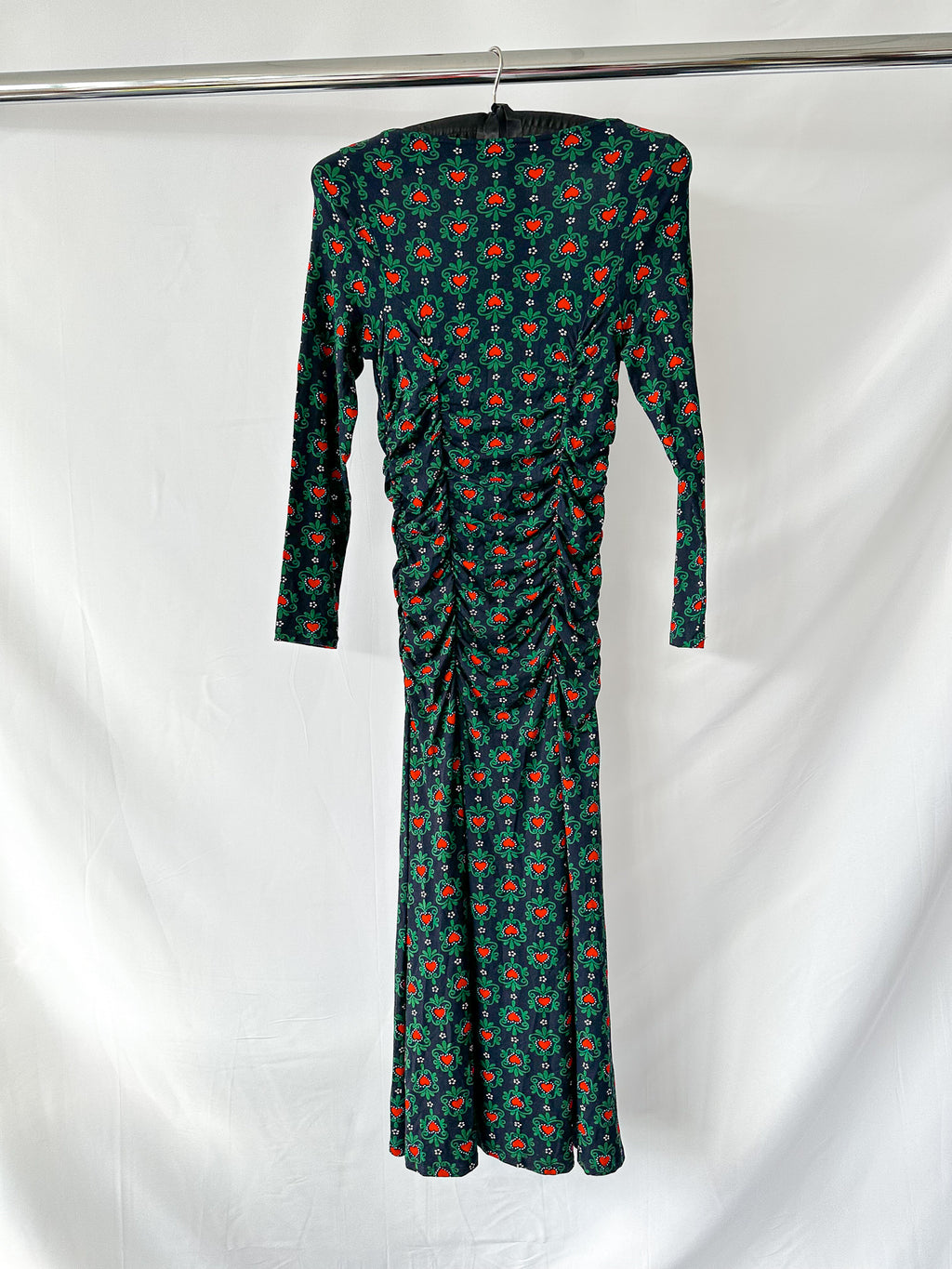 KITRI Deirdre Wavy Heart Print Long Sleeve Dress