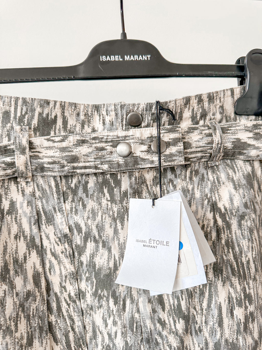 Isabel Marant Etoile Kaloscoe Printed High Waist Belted Cargo Shorts