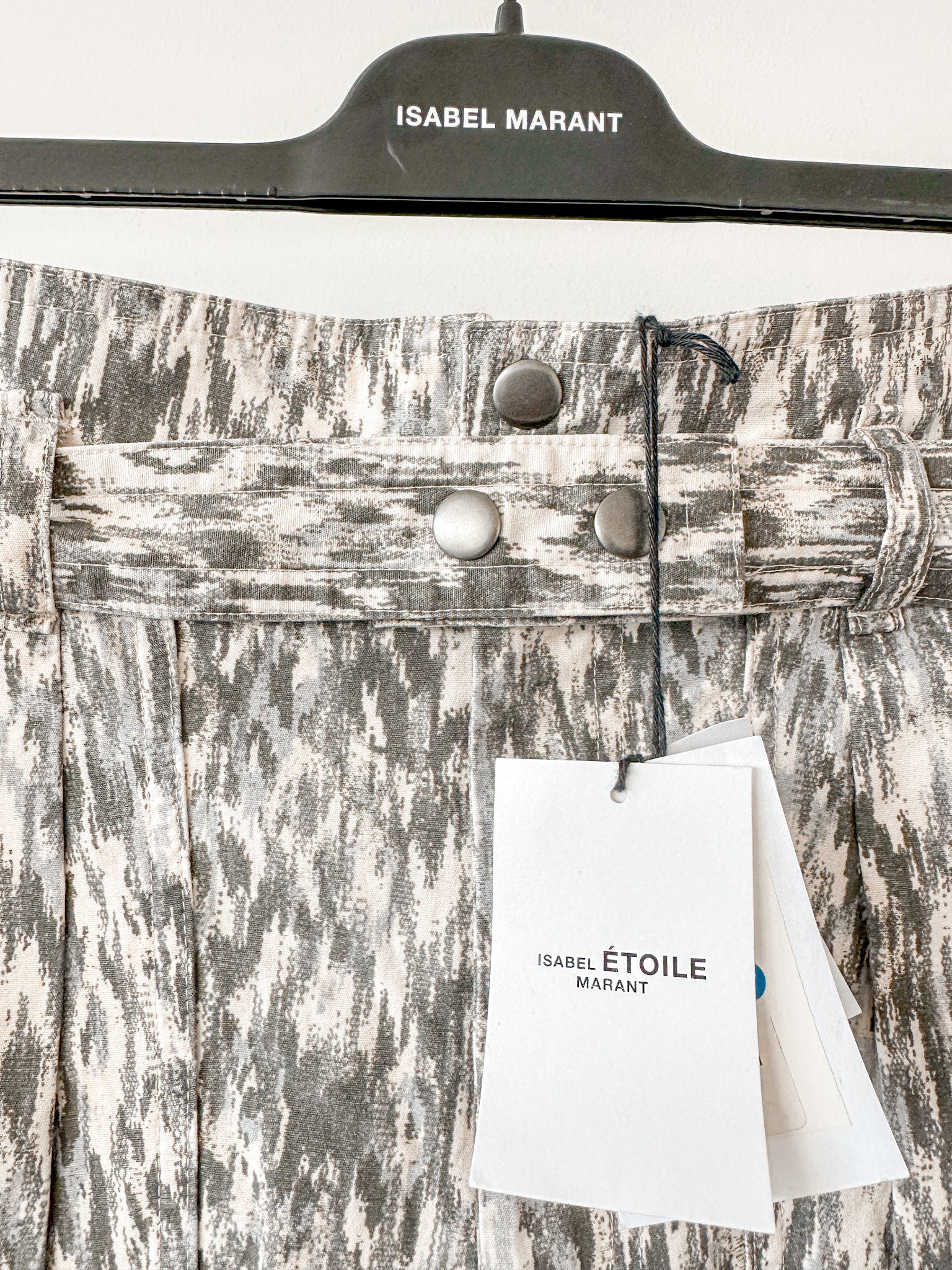 Isabel Marant Etoile Kaloscoe Printed High Waist Belted Cargo Shorts