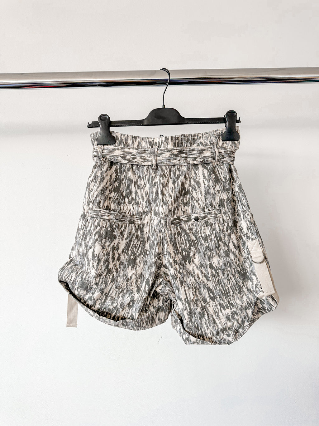 Isabel Marant Etoile Kaloscoe Printed High Waist Belted Cargo Shorts