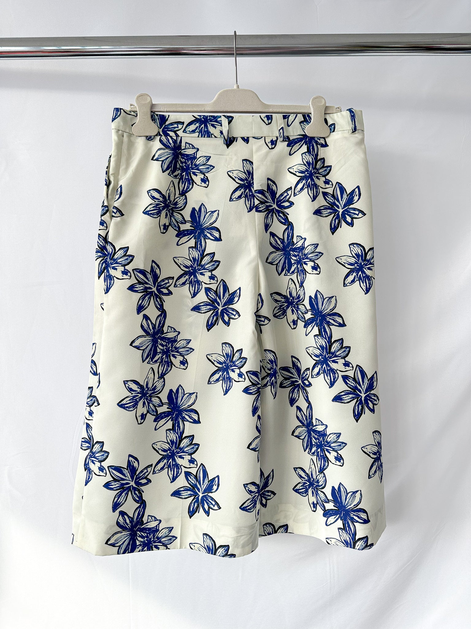 Nina Ricci Blue Floral Print Long Culottes Shorts