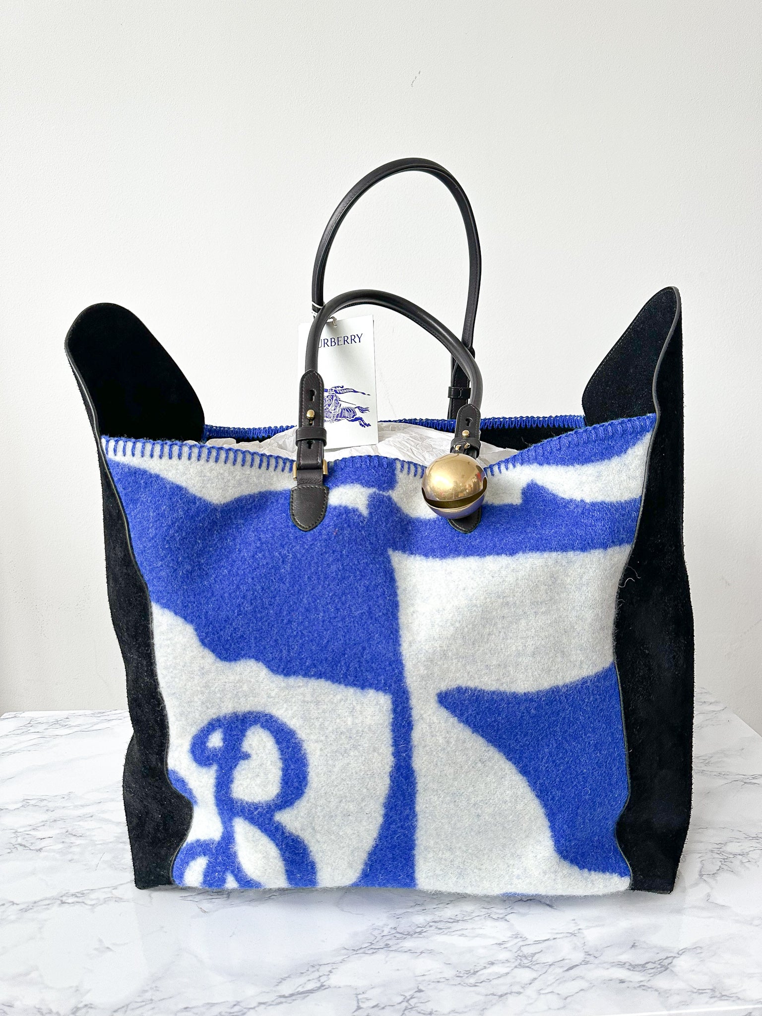 Burberry Extra große Schildtasche Blau