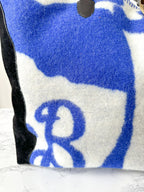 Burberry Extra große Schildtasche Blau