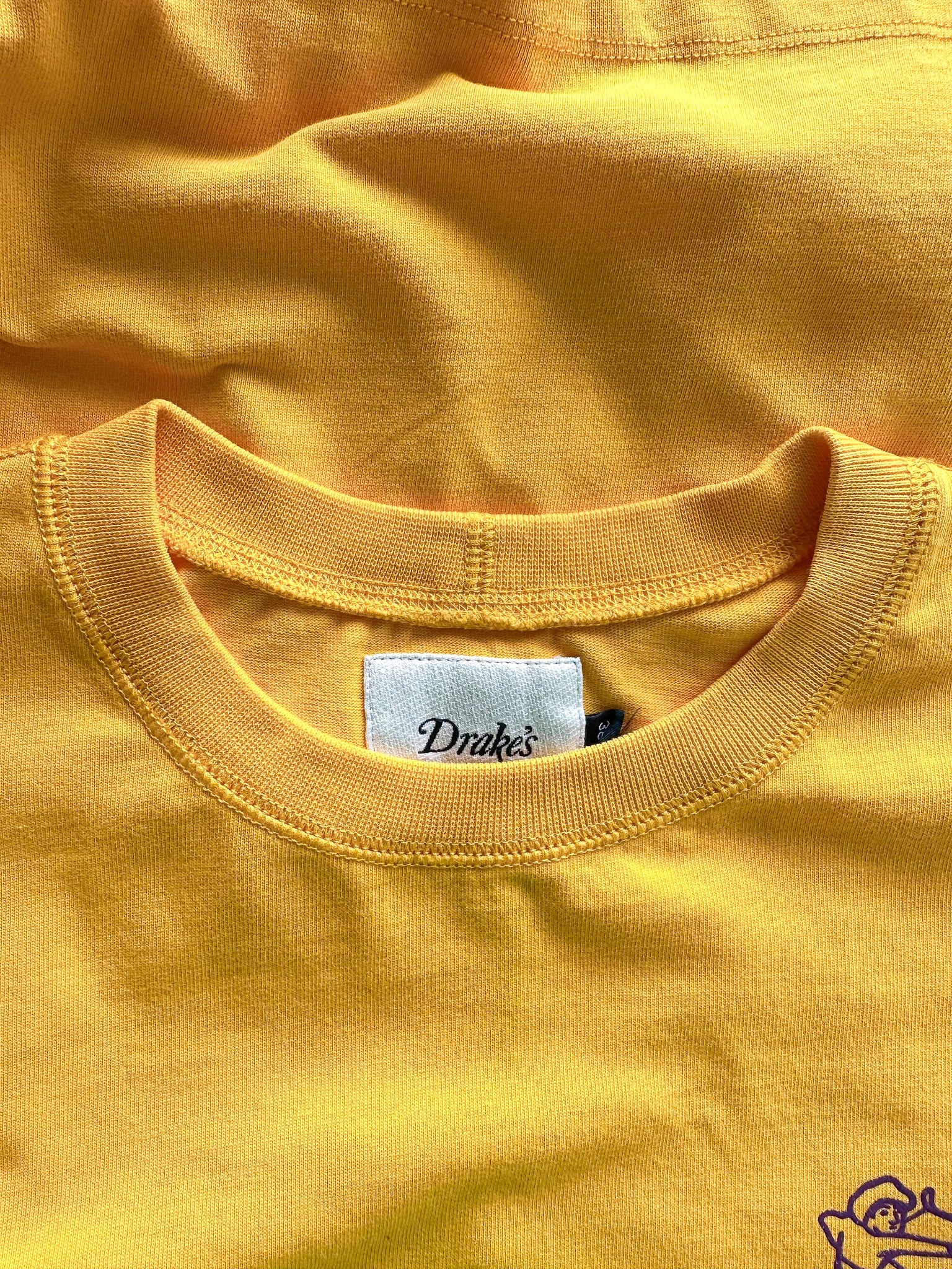 드레이크의 코발트 블루 반팔 하이킹 티셔츠