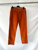 Folk – Stanley – Schmal zulaufende Cordhose in Rostrot