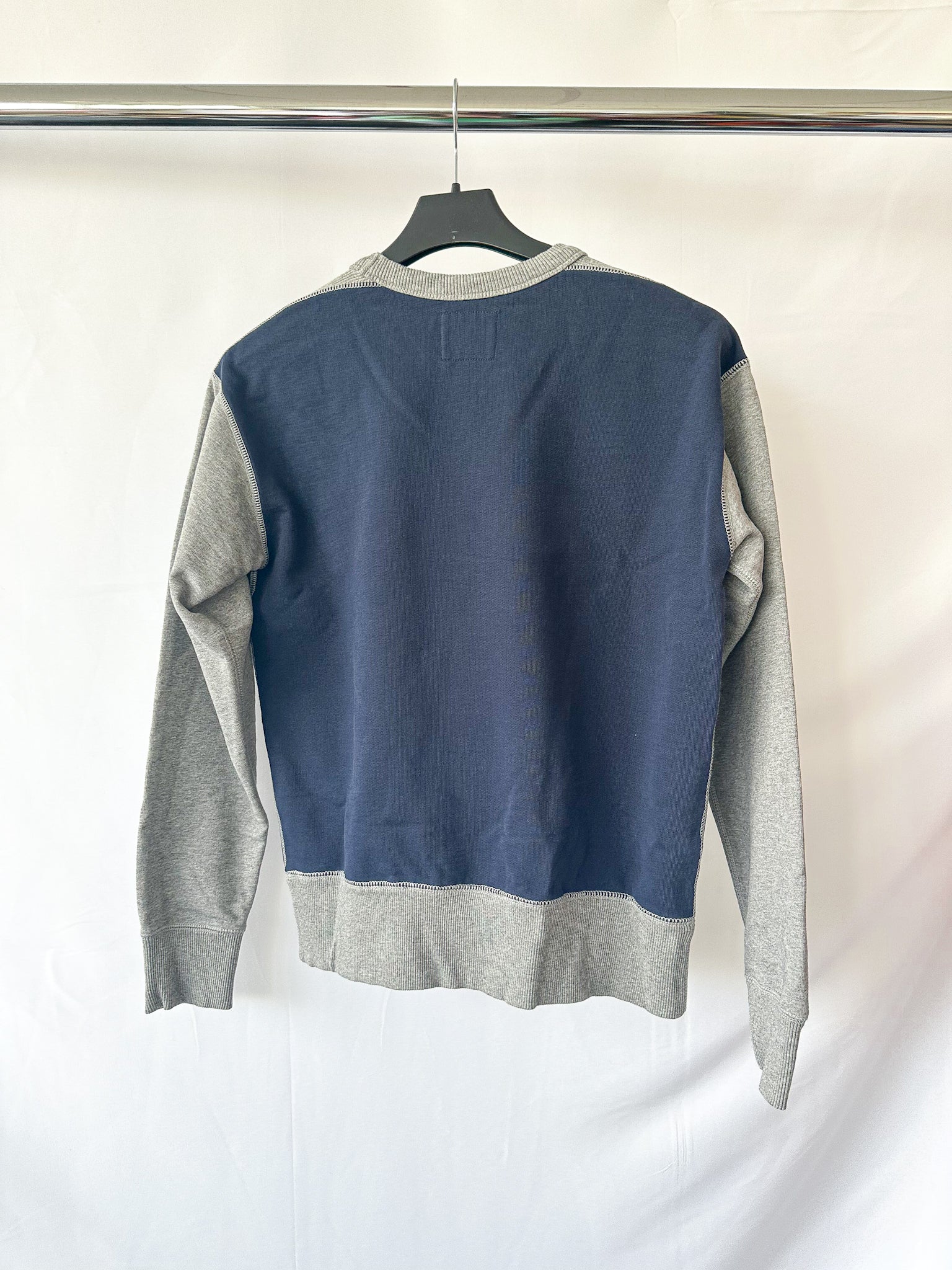 Moletom Drake's Navy and Grey Contrast Body Sweatshirt