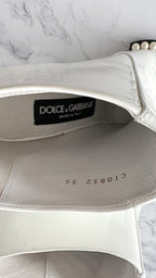 DOLCE & GABBANA White Pearl Embellished Pointed High Heel Booties (EU 35)