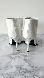 DOLCE & GABBANA White Pearl Embellished Pointed High Heel Booties (EU 35)