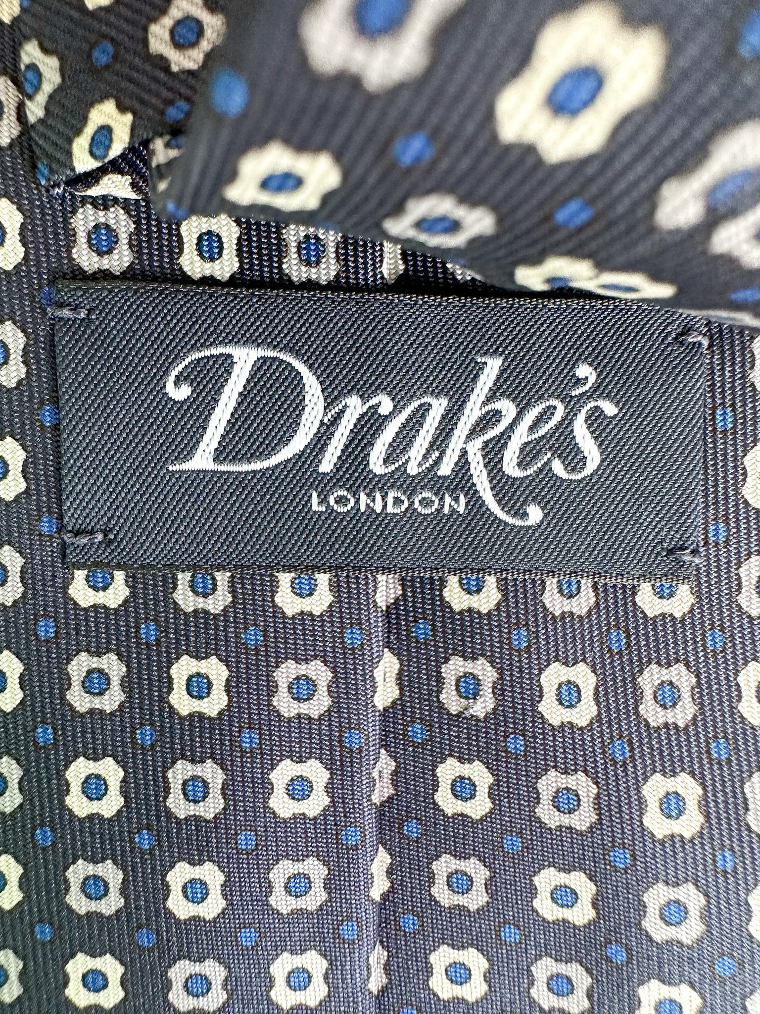 Drake's Navy Floral Silk Tie With Ecru Floral