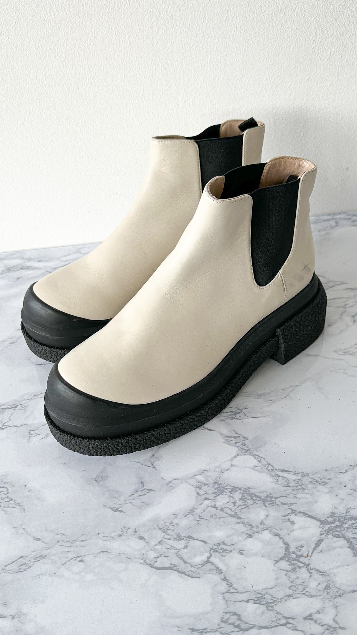 Stuart Weitzman Charli Oat White Ankle Chelsea Boots