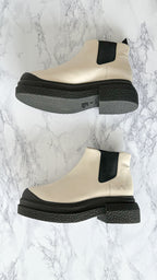 Stuart Weitzman Charli Oat White Ankle Chelsea Boots