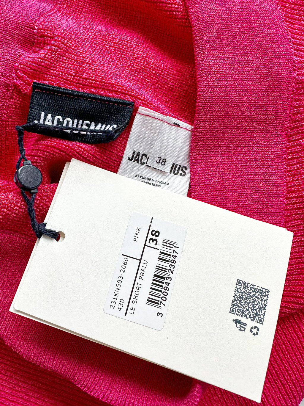 Jacquemus Le Short Pralu Pink Logo Embellished Biker Shorts