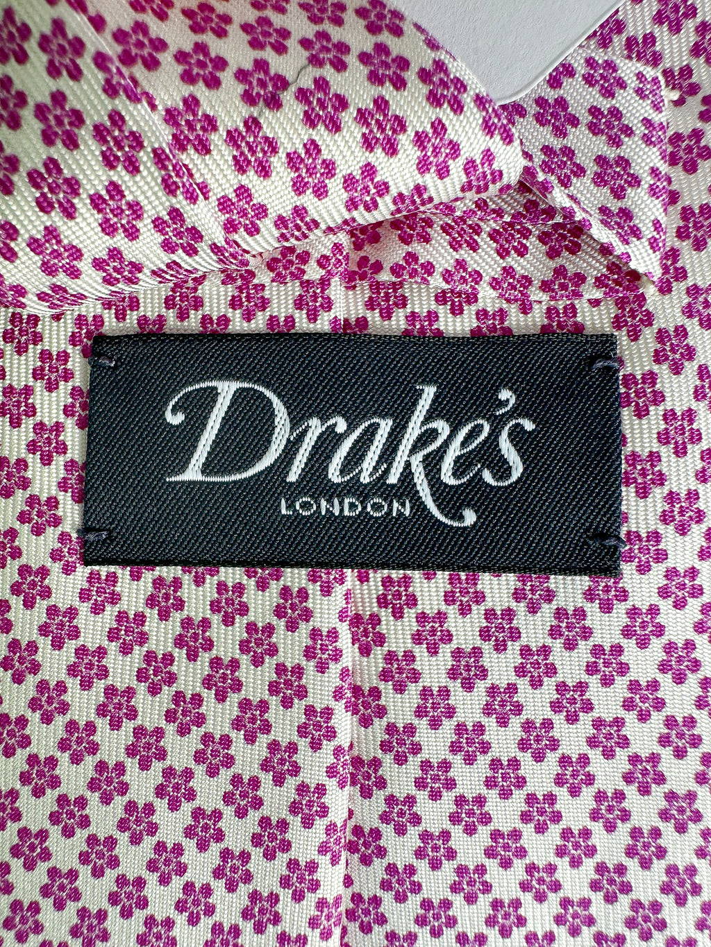 Drake's White Silk Tie With Fuchsia Pink Floral