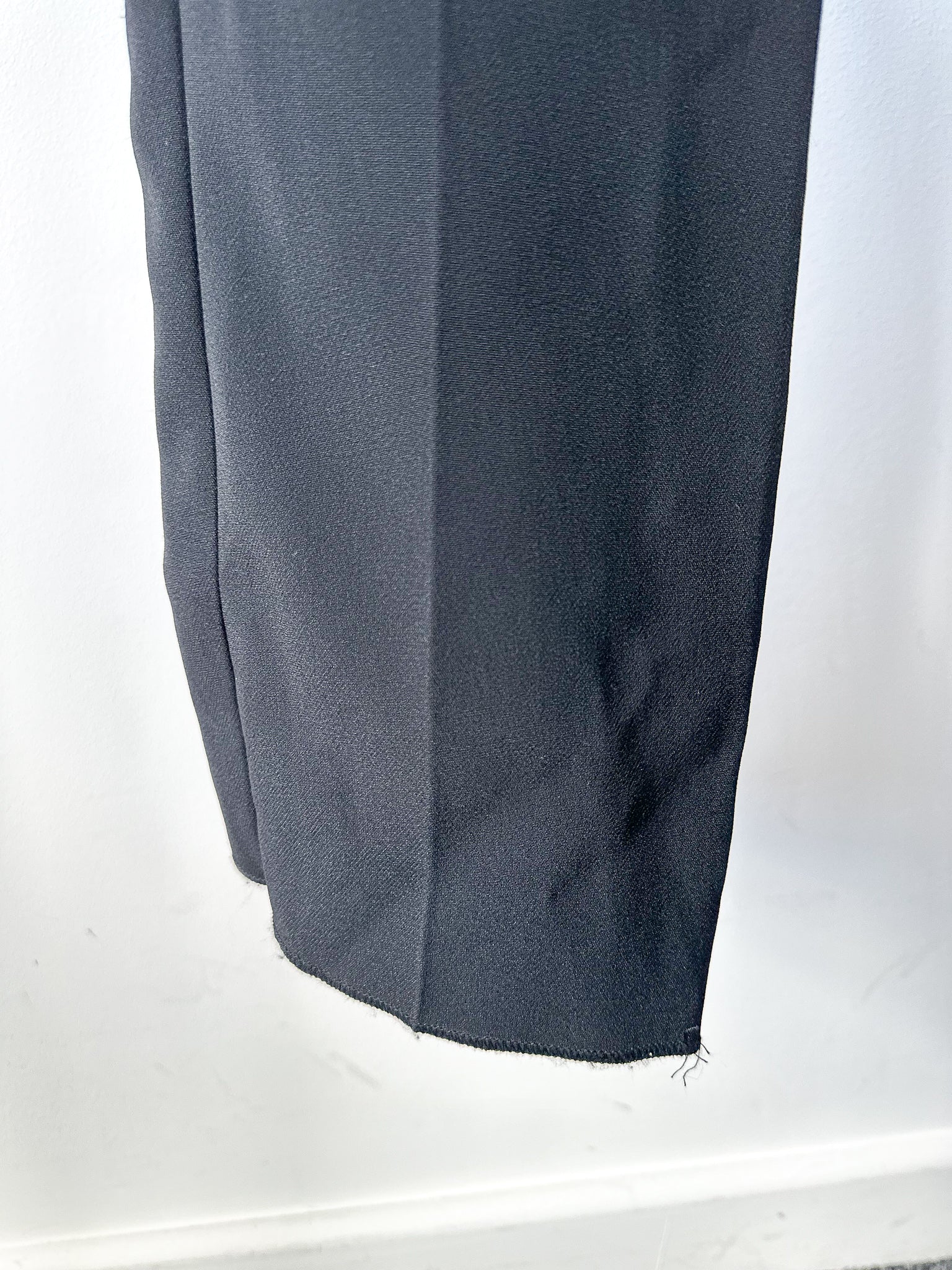 David Koma Monochrome Crepe V-Cut Strappy Black White Jumpsuit - House Of Huntington