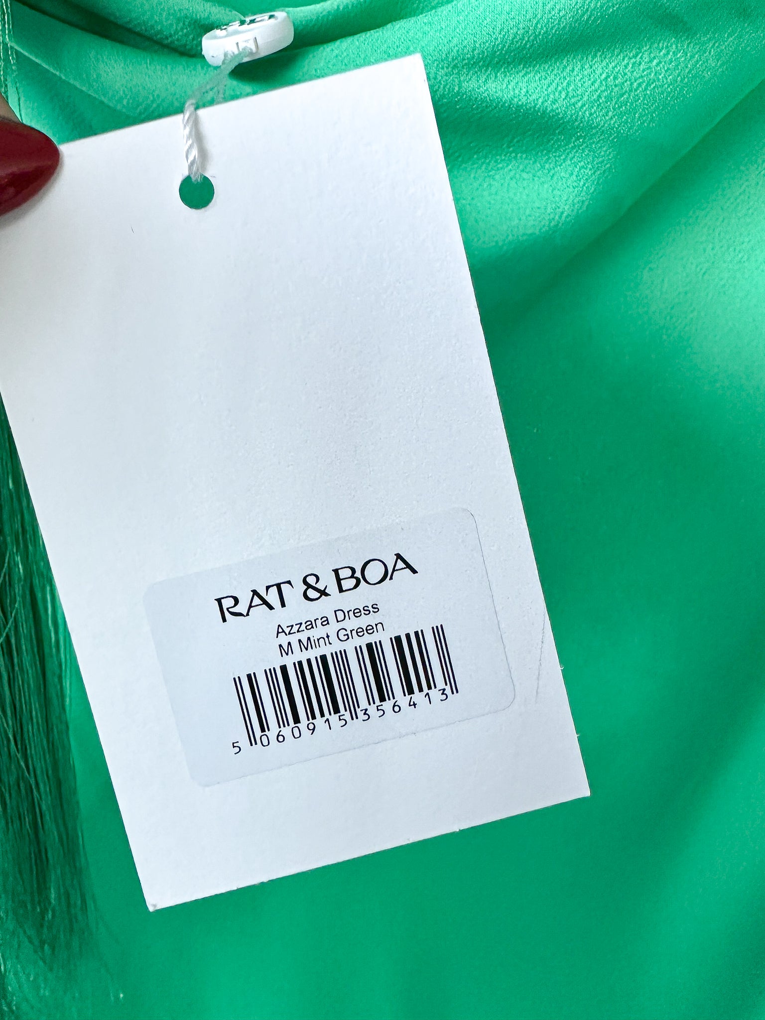 Rat and Boa Grünes Azzara-Maxikleid aus Satin mit Drapierung