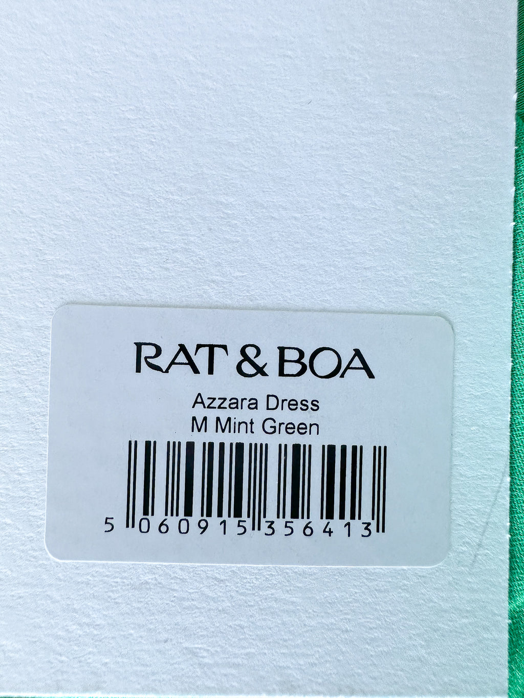 Rat and Boa Grünes Azzara-Maxikleid aus Satin mit Drapierung