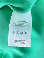 Rat and Boa Grünes Azzara-Maxikleid aus Satin mit Drapierung