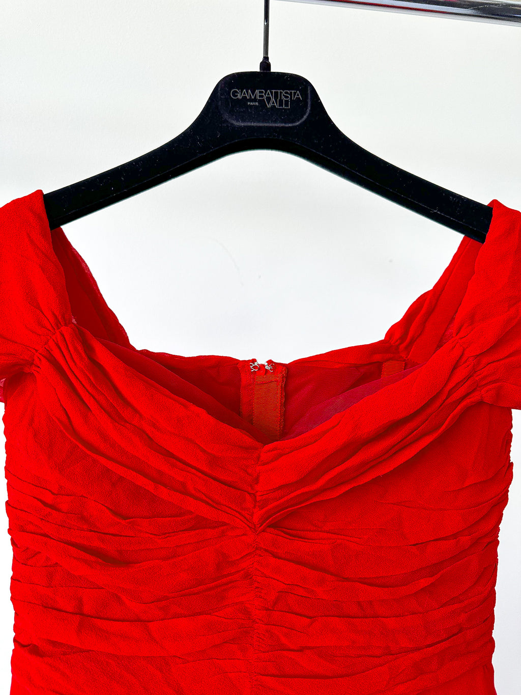 Giambattista Valli – Rotes Tüllkleid mit Herzausschnitt