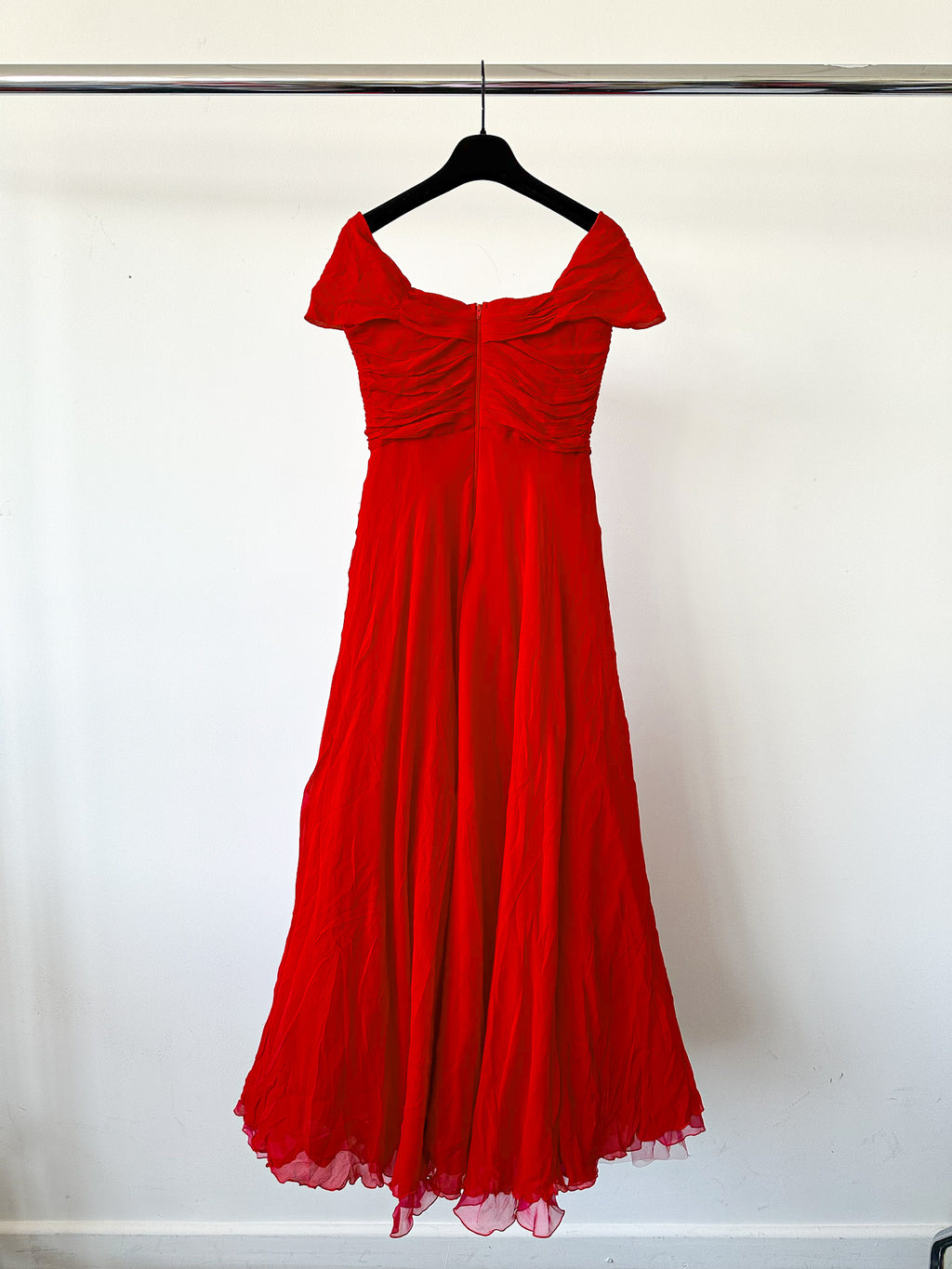 Giambattista Valli – Rotes Tüllkleid mit Herzausschnitt