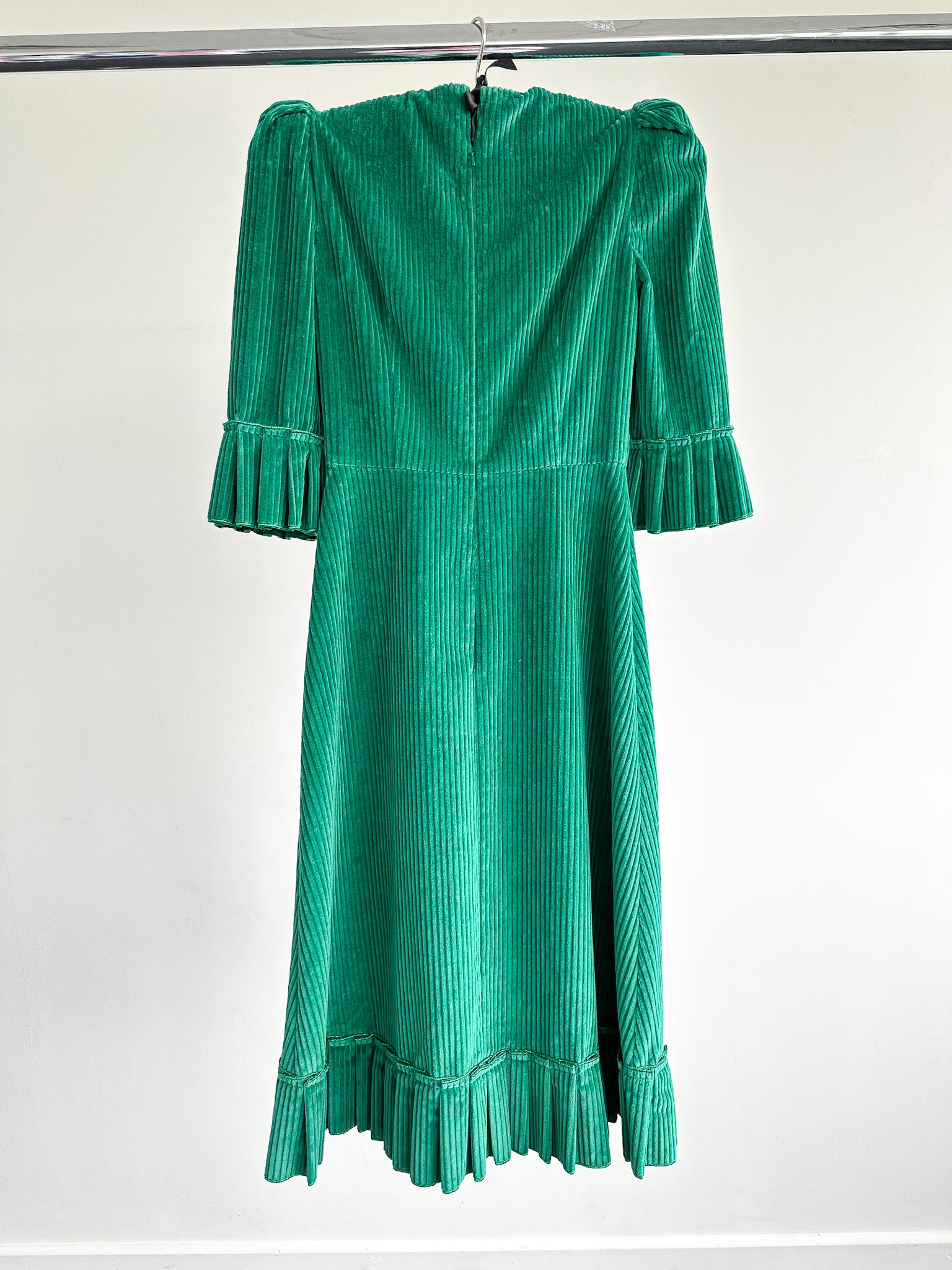The Vampire's Wife Emerald Green Festival Jumbo Cord Day Length Dress - House Of Huntington