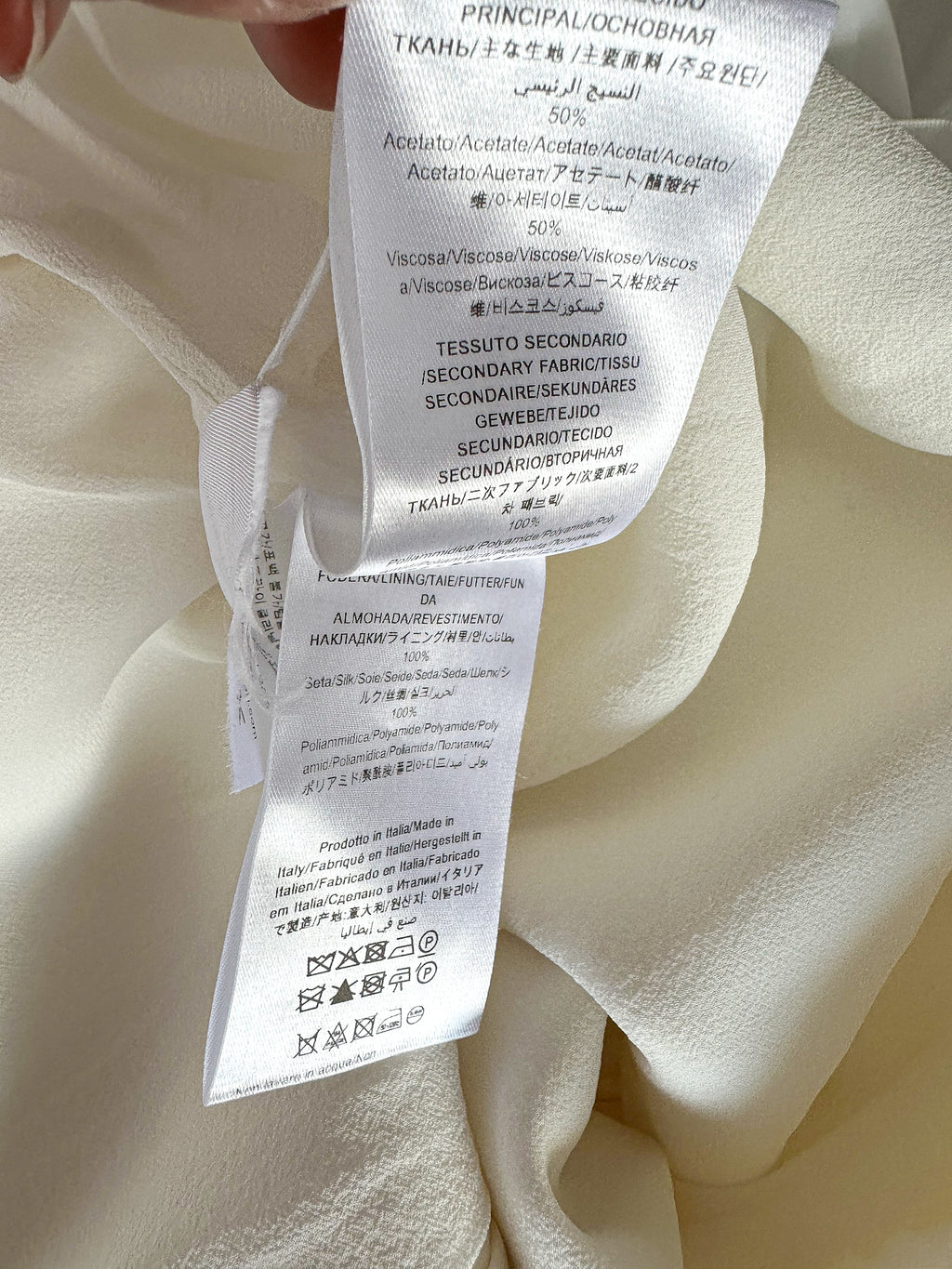 16ARLINGTON象牙白Minelli羽毛装饰绉纱网状细节无肩带婚纱