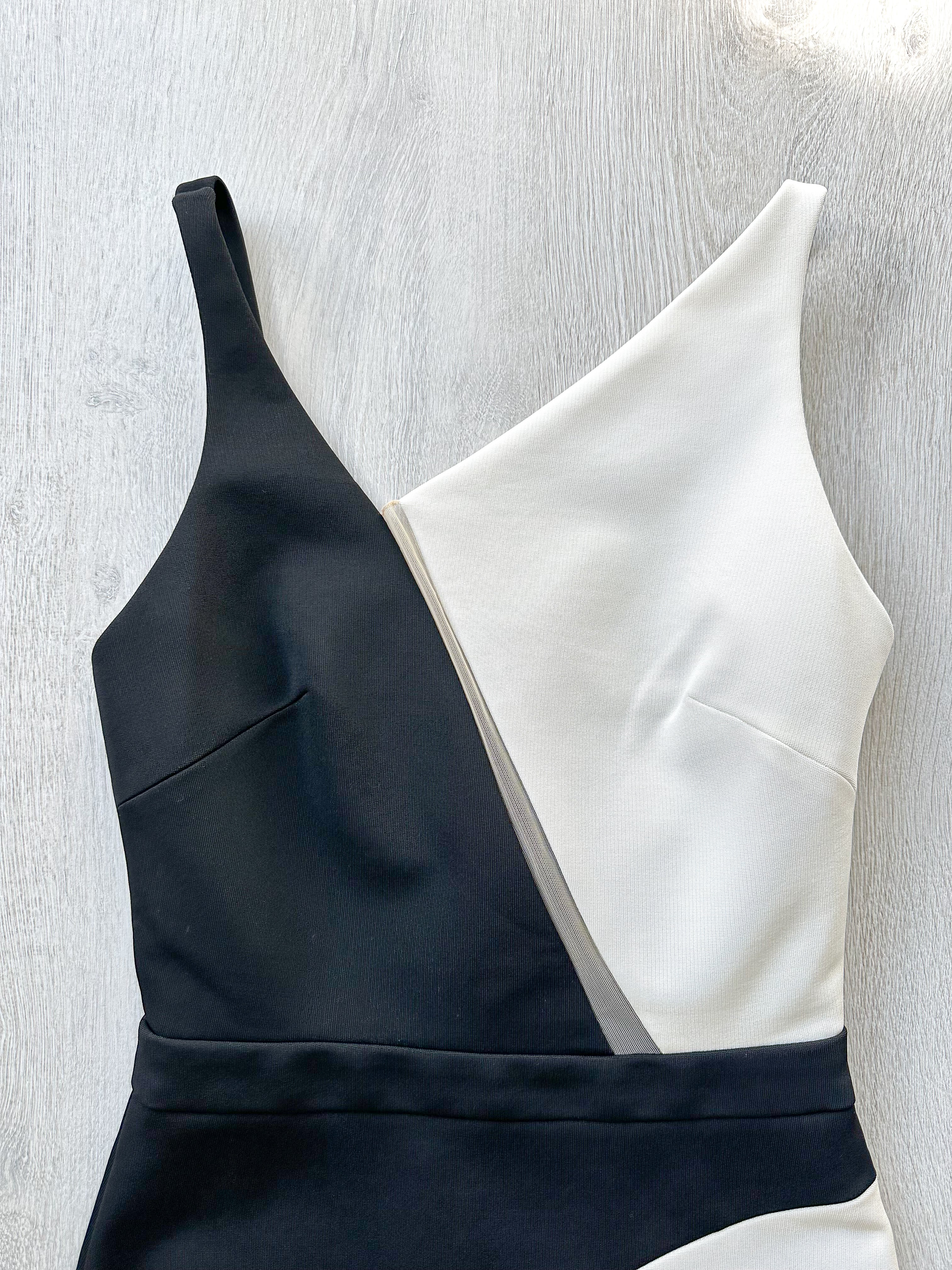 ديفيد كوما أحادية اللون أسود أبيض بلا أكمام شبكة التفاصيل قلم رصاص اللباس