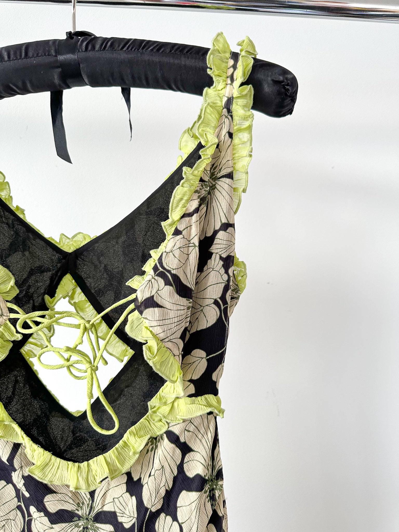 De La Vali Floral Chiffon Ruffle Cut-Out Olive Green Art Deco Mini Dress