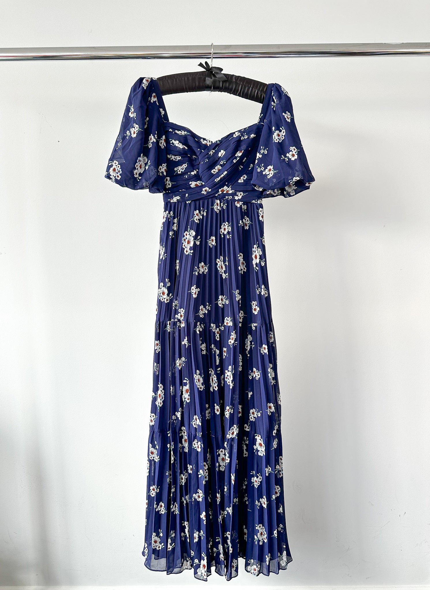 Self-Portrait Pansy Floral Blue Sweetheart Neck Pleated Chiffon Maxi Dress