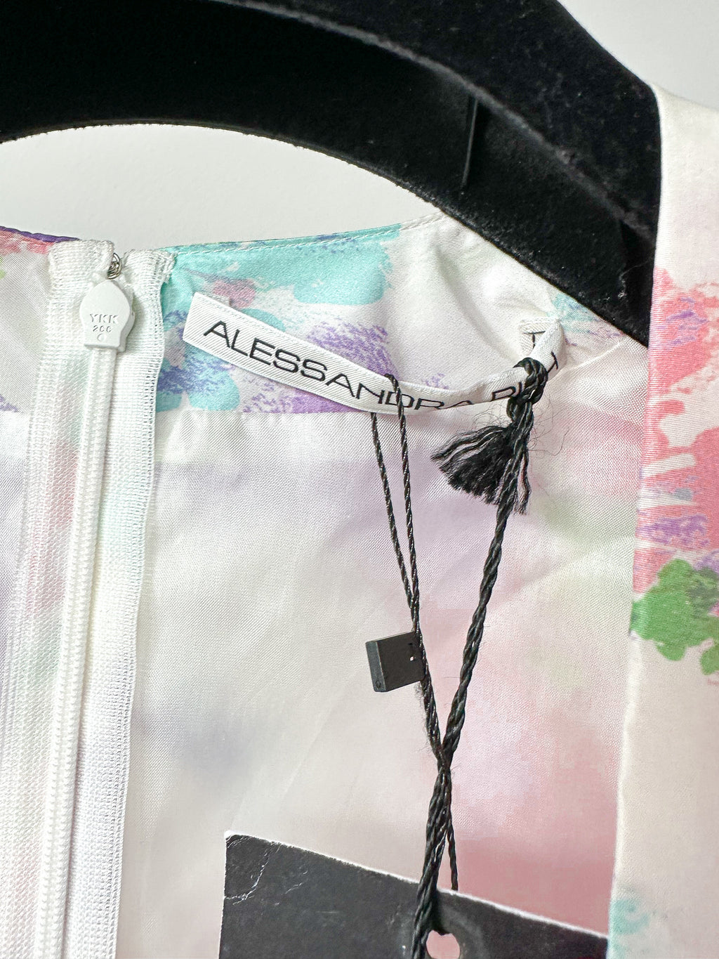 ALESSANDRA丰富花卉印花塔夫绸蝴蝶结前褶饰迷你连衣裙