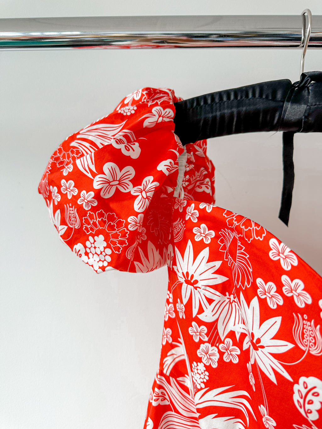 Borgo De Nor Ziggy Red Floral Off Shoulder Hemera Mini Dress