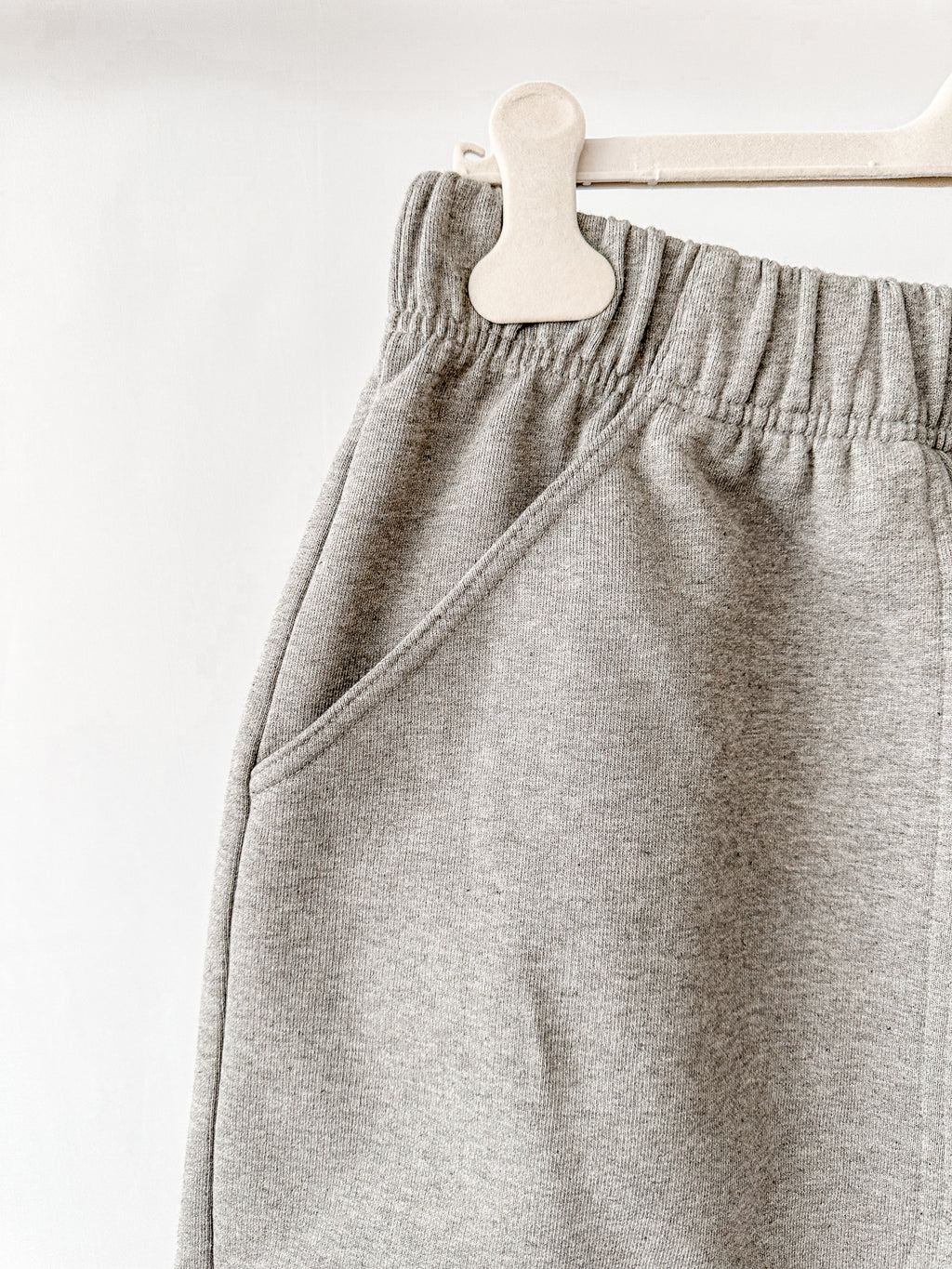 Drake's Grey Cotton D Flag Emblem Jogger Shorts