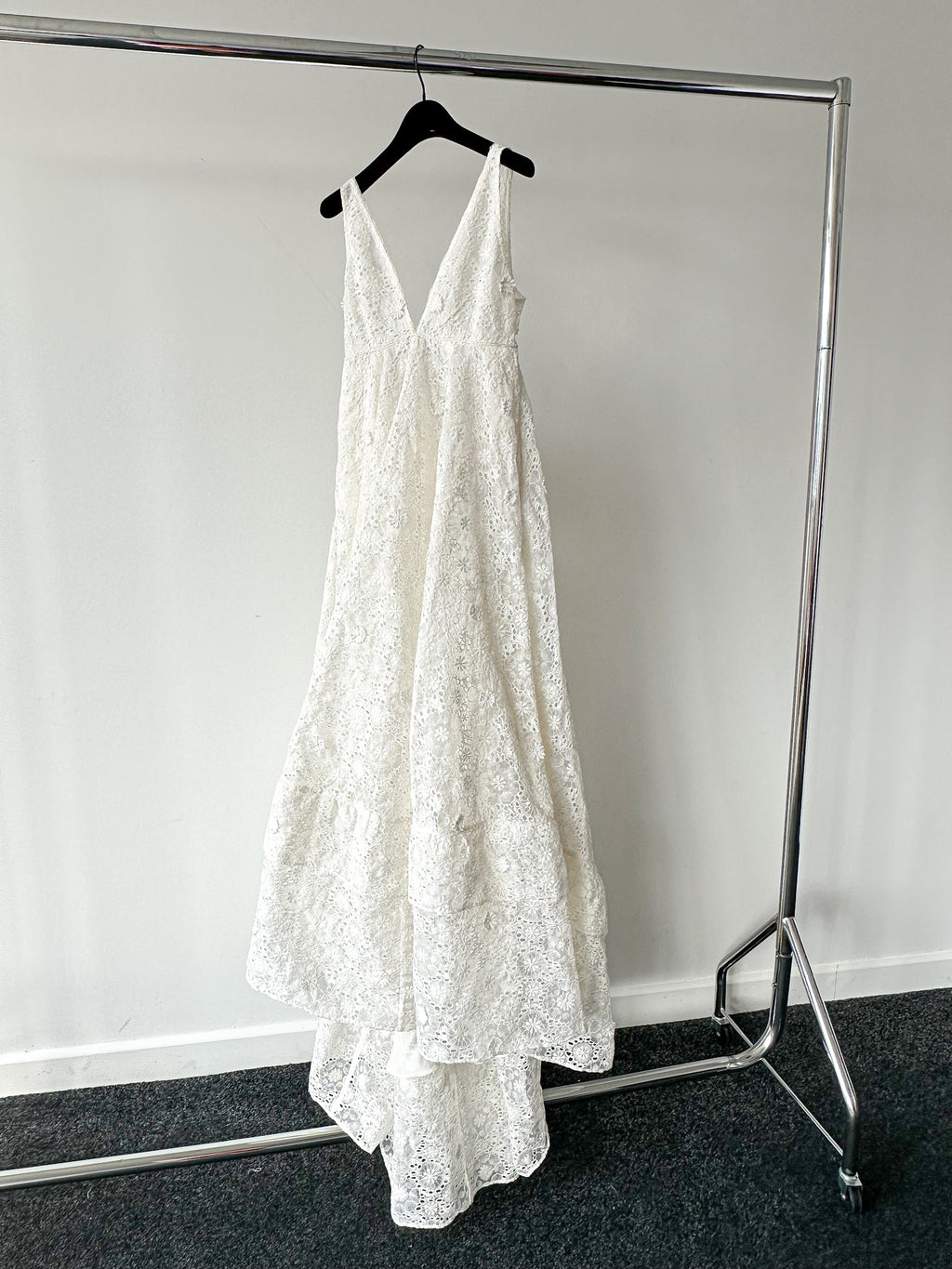 LoveShackFancy Bridal White Romantic Lace Bow Back Wedding Gown - House Of Huntington
