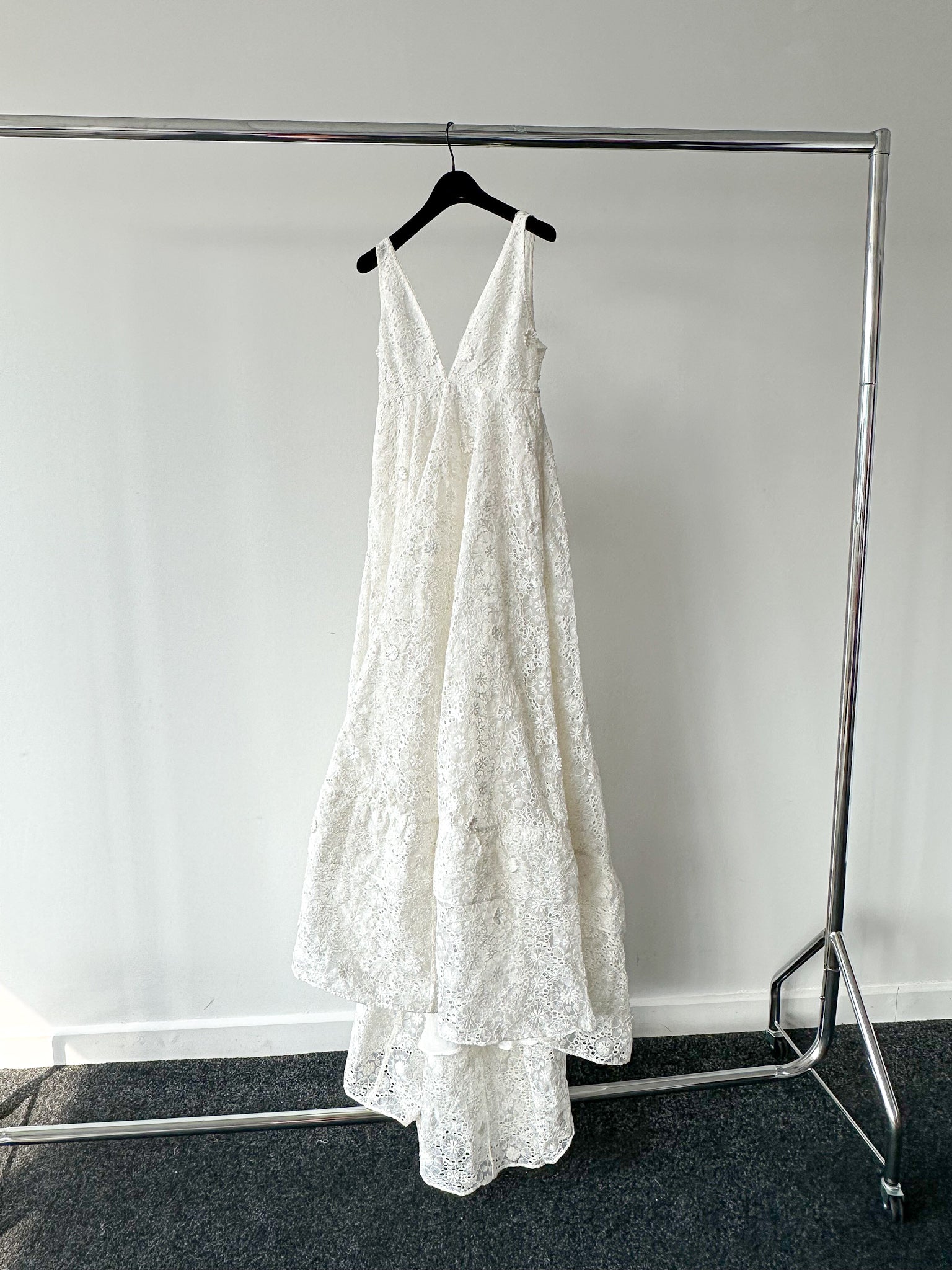 LoveShackFancy Bridal White Romantic Lace Bow Back Wedding Gown - House Of Huntington