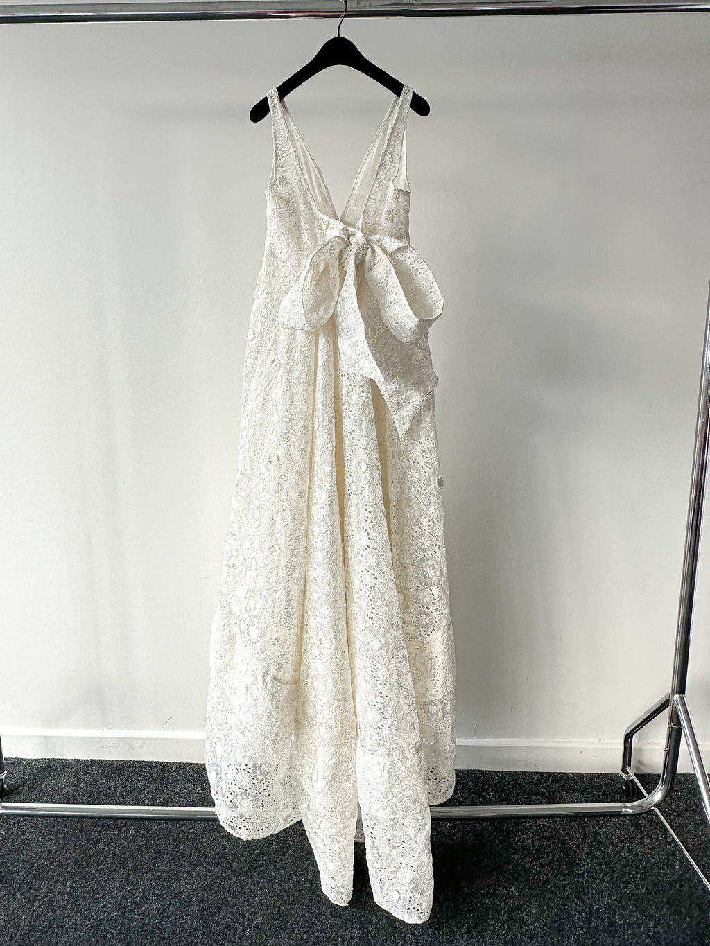 LoveShackFancy Bridal White Romantic Lace Bow Back Wedding Gown - House Of Huntington