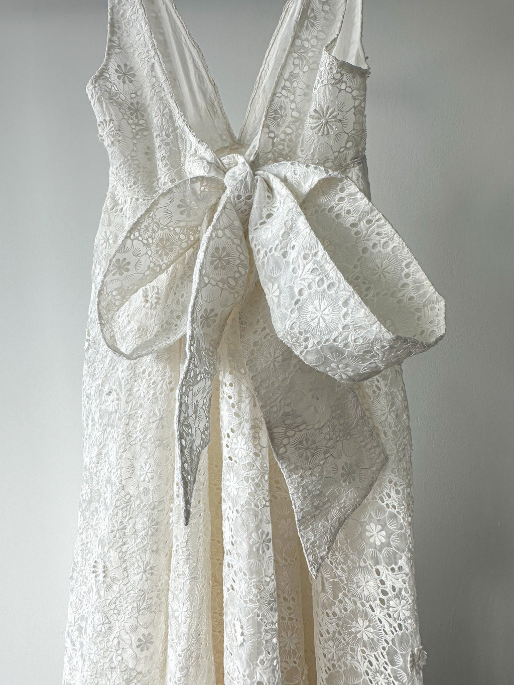 LoveShackFancy Bridal White Romantic Lace Bow Back Wedding Gown - House Of Huntington
