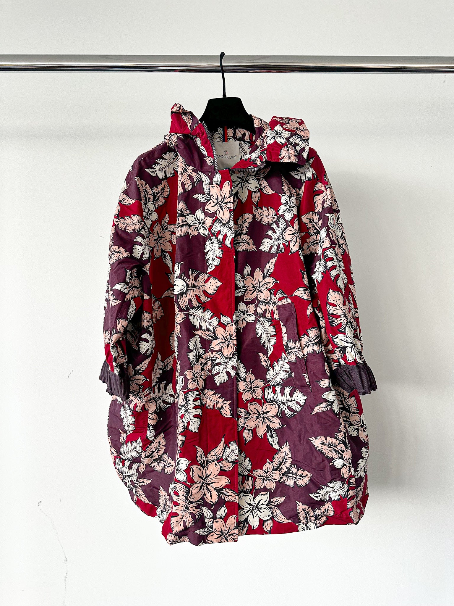Moncler Astrophy Blumenjacke Burgund