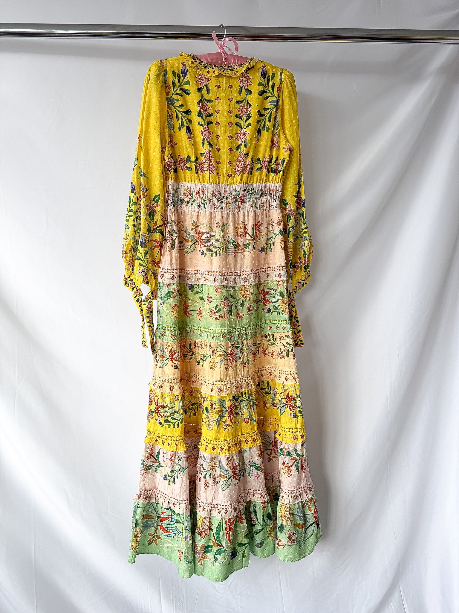 Robe longue Farm Rio à imprimé floral jaune