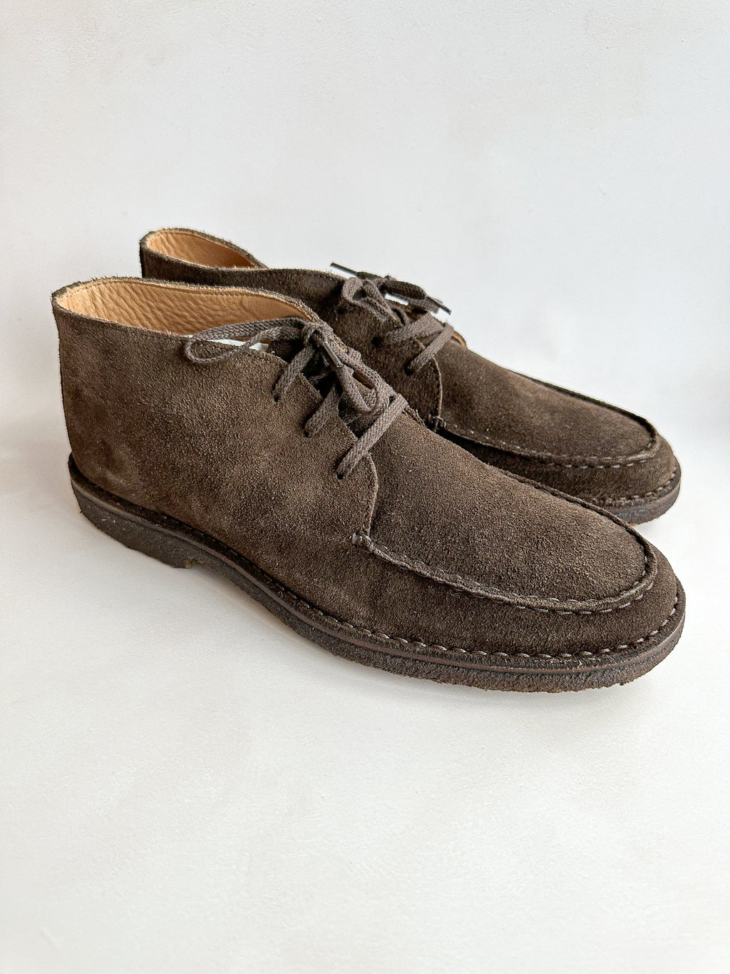 Drake's Crosby Moc-Toe Chukka Boot Brown Suede