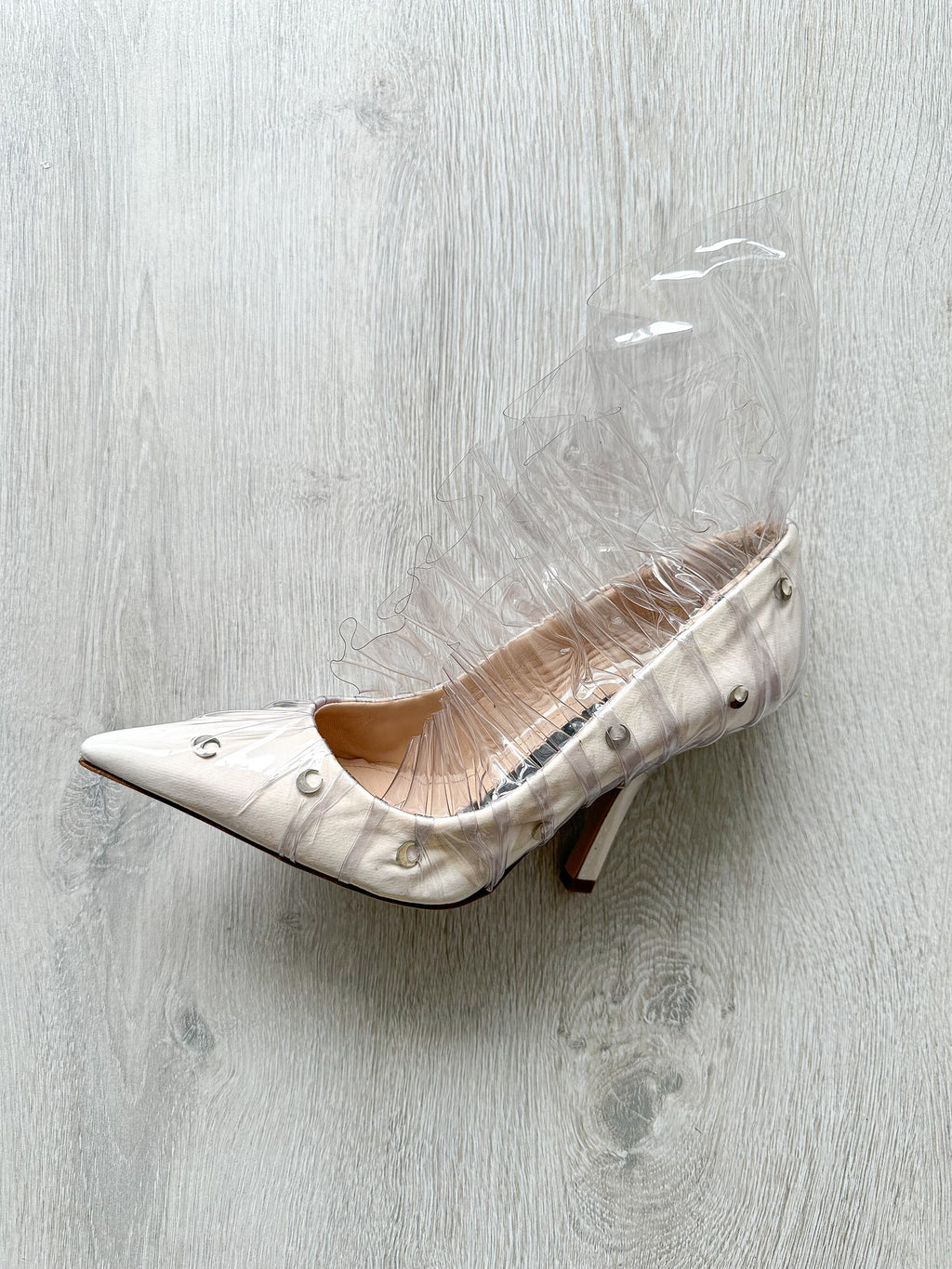 MIDNIGHT 00 White Plastic Ruched Crescent Moon Studded High Heels - House Of Huntington