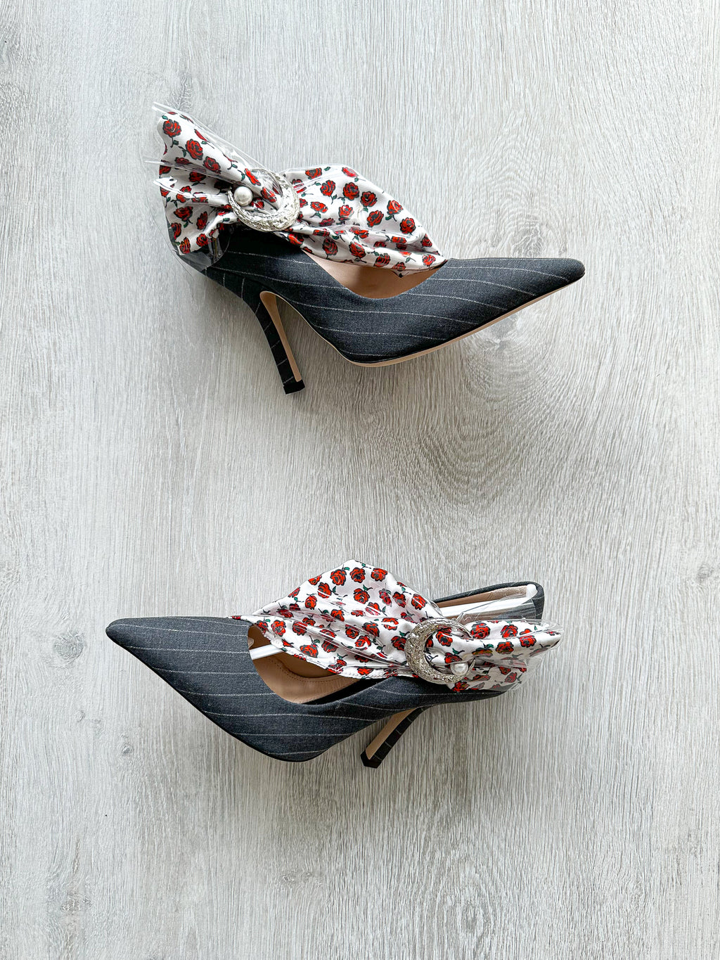 MIDNIGHT 00 Rose Print PVC Plastic Bow Pinstripe Cloth Rockabilly Crescent Brooch High Heels - House Of Huntington
