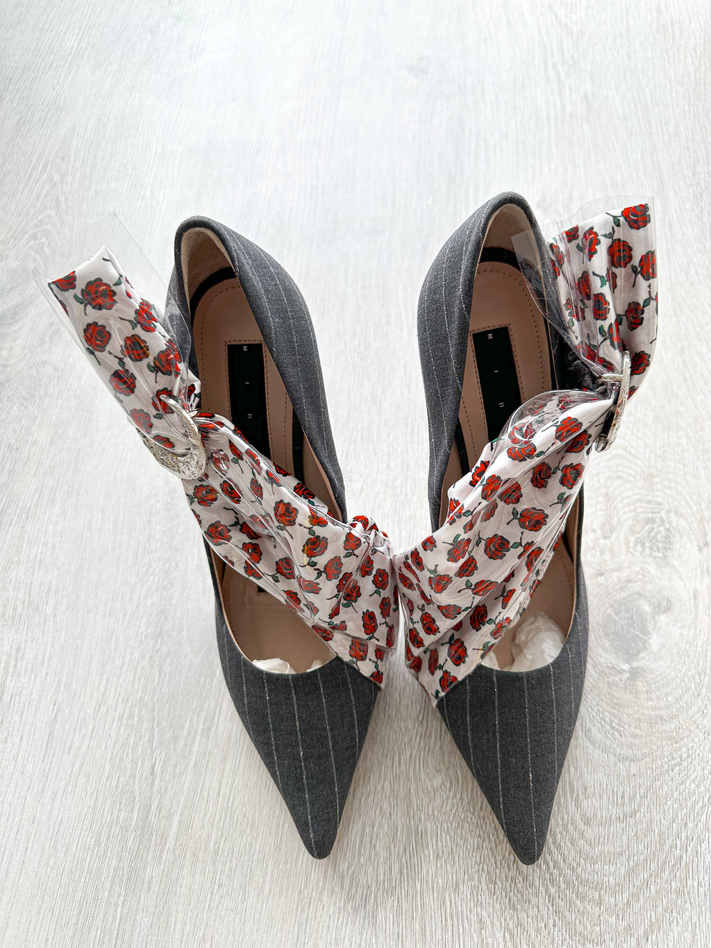 MIDNIGHT 00 Rose Print PVC Plastic Bow Pinstripe Cloth Rockabilly Crescent Brooch High Heels - House Of Huntington